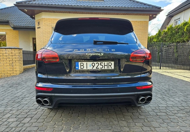 Porsche Cayenne cena 164000 przebieg: 150000, rok produkcji 2014 z Białystok małe 137